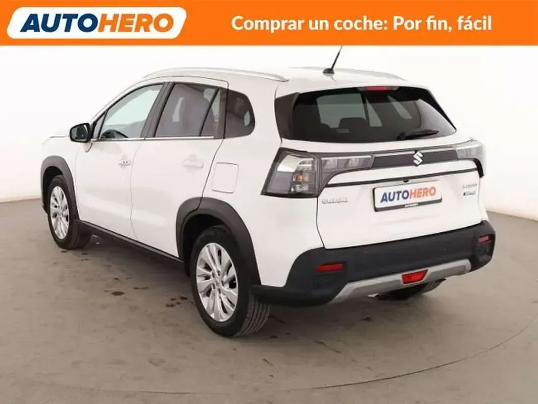 Usado Suzuki SX4 S-Cross Comfort 129 CV (94 kW) 2024 Blanco SUV