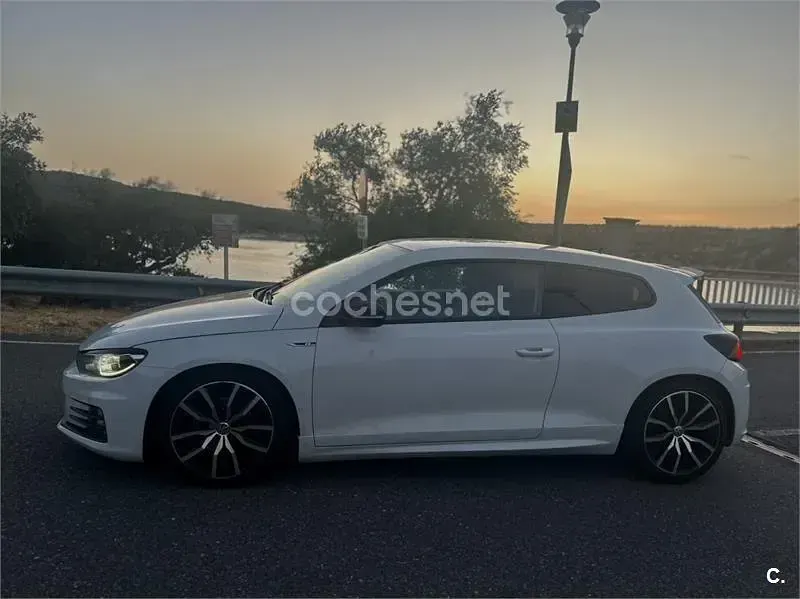 Używany VW Scirocco R-line 150 KM (110 kW) 2016 Biały Coupe