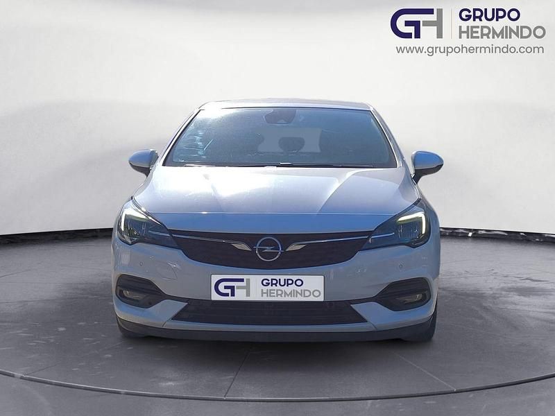 Usado Opel Astra Edition 105 CV (77 kW) 2021 Blanco Berlina