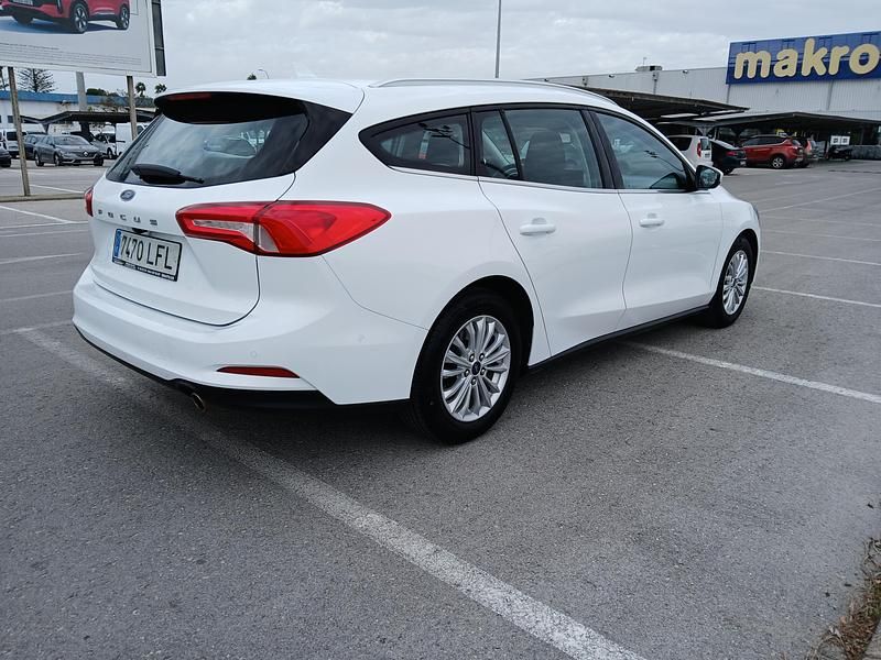 Usado Ford Focus ST 120 CV (88 kW) 2020 Blanco Familiar