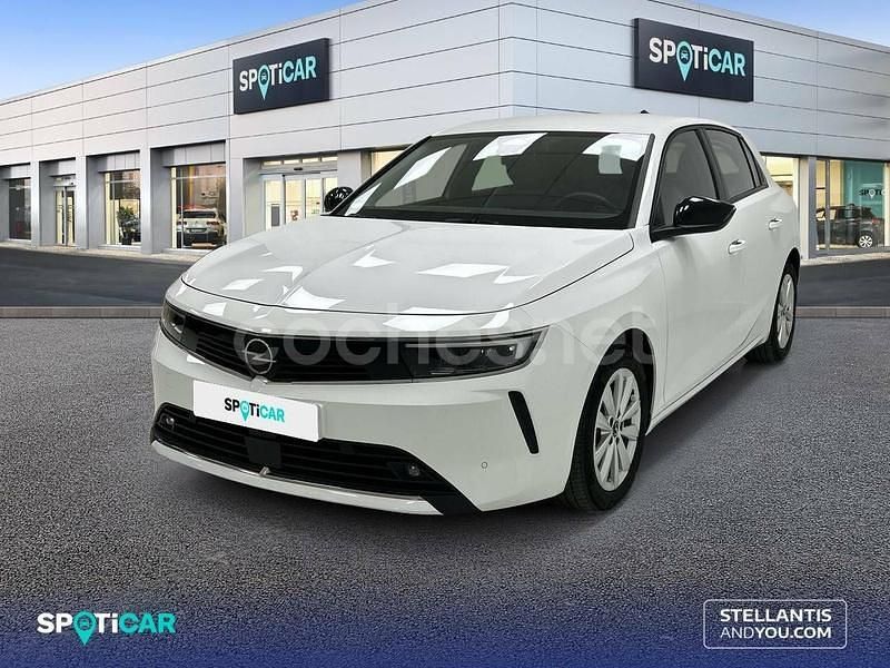 Blanco Usado 2023 Opel Astra Edition Berlina | 16.900 € (Precio justo) - Imagen 1/4