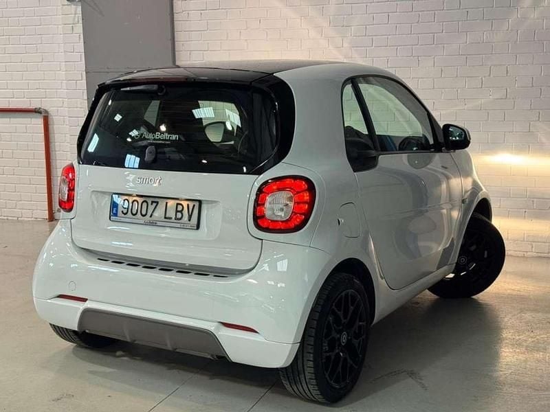 Usado Smart ForTwo Cabrio 90 CV (66 kW) 2019 Blanco Descapotable