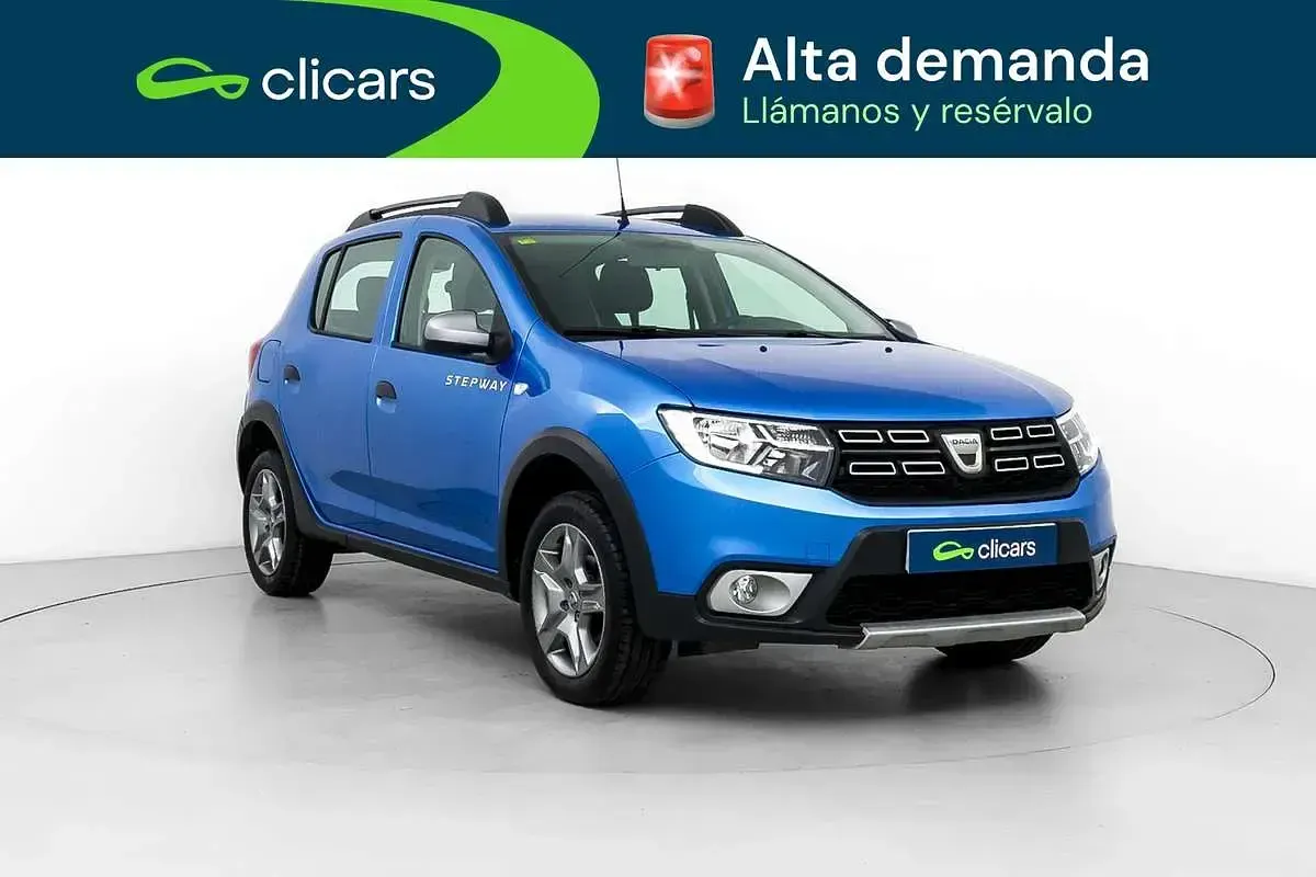 Usado Dacia Sandero Stepway Ambiance 90 CV (66 kW) 2018 Azul Utilitario