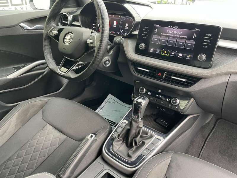 Usado Skoda Fabia Monte Carlo 110 CV (80 kW) 2022 Negro Utilitario