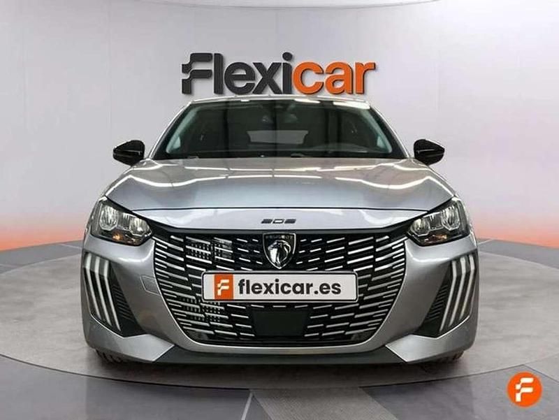 Usado Peugeot 208 Allure 101 CV (74 kW) 2025 Gris Utilitario