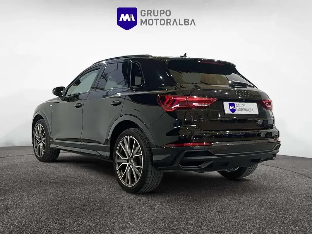 Usado Audi Q3 Sportback S-Line 150 CV (110 kW) 2024 Negro SUV
