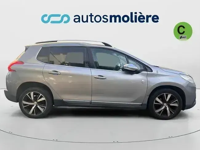 Usado Peugeot 2008 Allure 100 CV (73 kW) 2015 Gris SUV