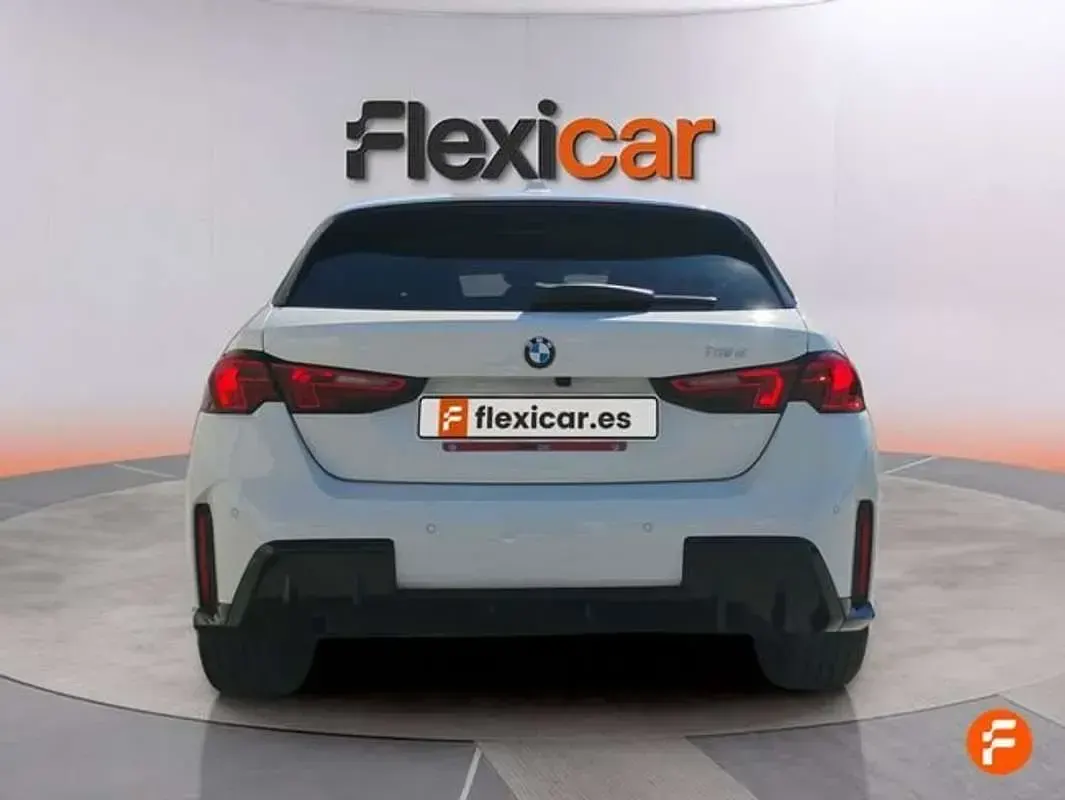 Usado BMW 118 150 CV (110 kW) 2025 Blanco Utilitario