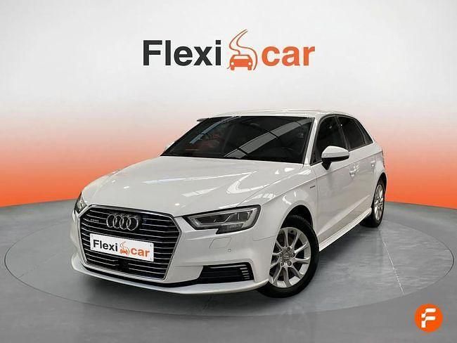Usado Audi A3 e-tron Sport 204 CV (150 kW) 2017 Blanco Utilitario