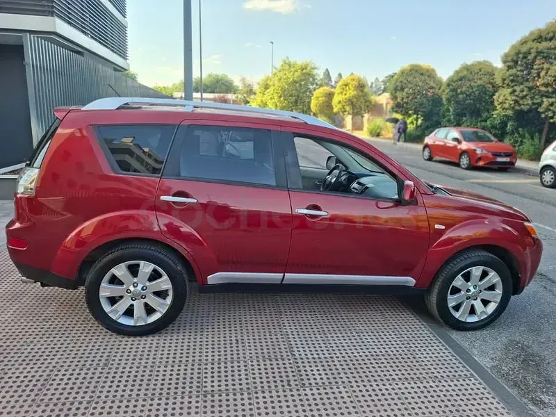 Usado Mitsubishi Outlander 140 CV (102 kW) 2009 Granate SUV
