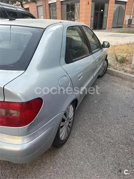Usado Citroën Xsara 110 CV (80 kW) 2003 Gris / plata Berlina
