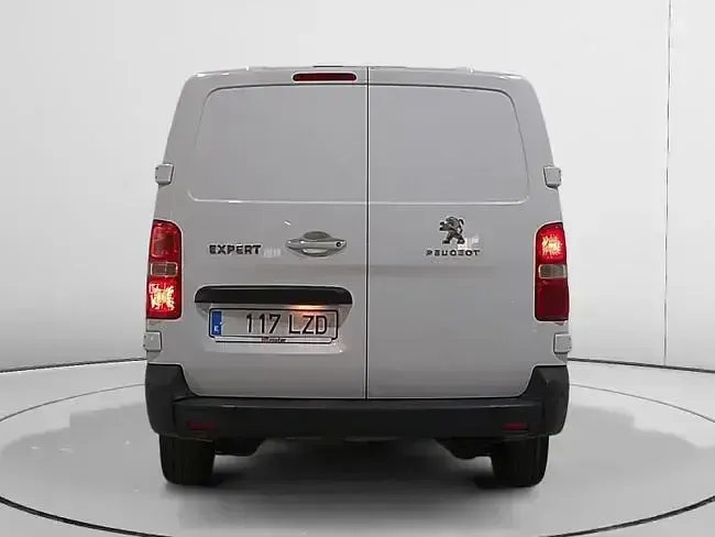Używany Peugeot Expert Premium 102 KM (75 kW) 2022 Biały Van