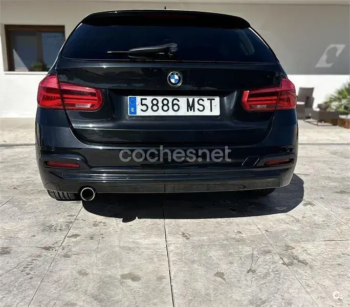 Usado BMW 318 143 CV (105 kW) 2016 Negro Familiar