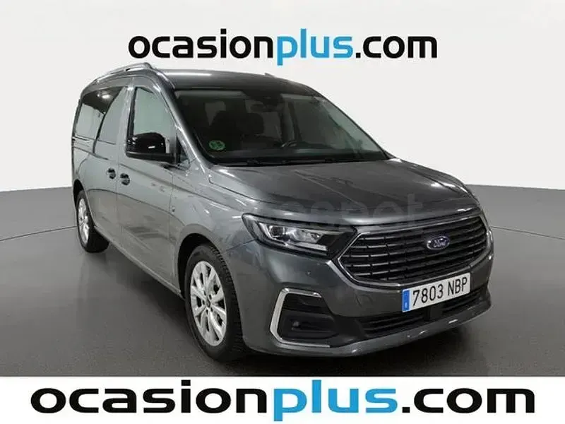Usado Ford Grand Tourneo Connect Titanium 122 CV (89 kW) 2025 Gris / plata Monovolumen