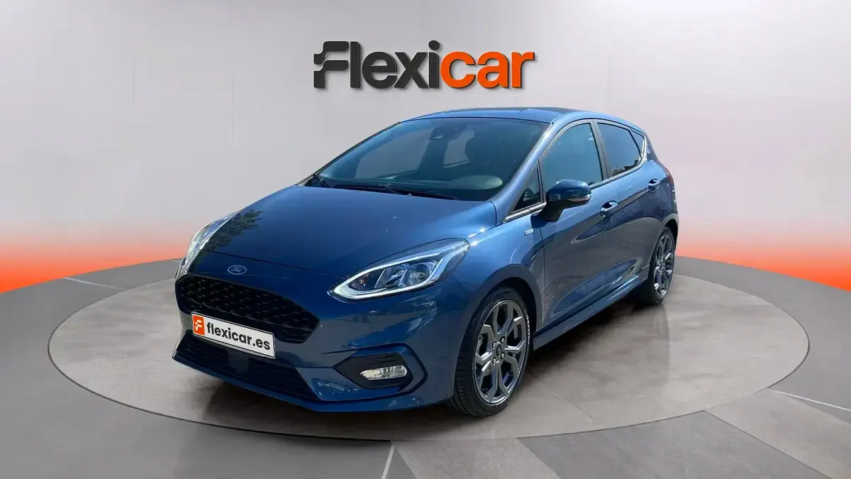Usado Ford Fiesta Active 95 CV (69 kW) 2020 Gris Utilitario