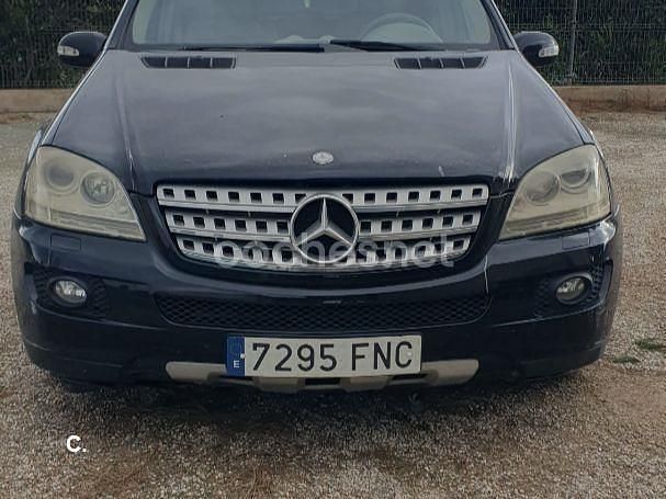 Usado Mercedes ML320 224 CV (164 kW) 2007 Negro SUV