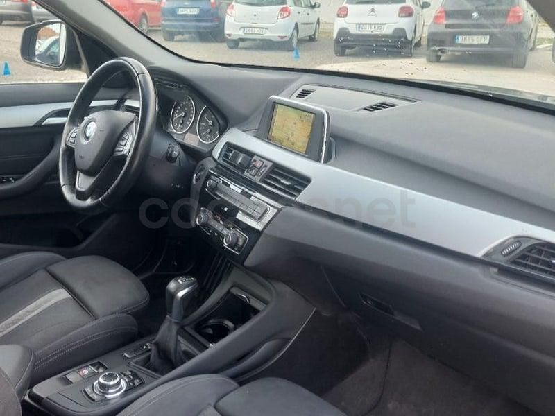 Usado BMW X1 Sport Line 190 CV (139 kW) 2017 Gris / plata SUV