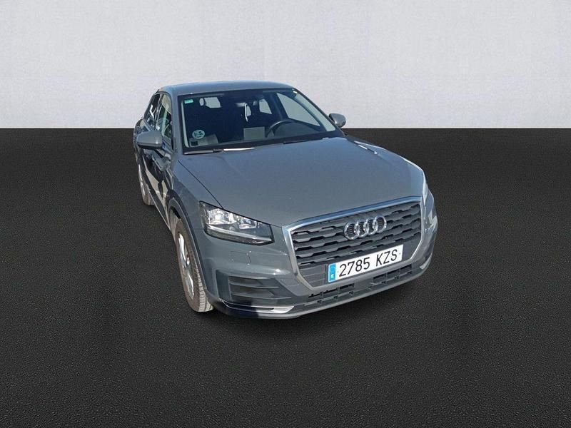Usado Audi Q2 Advanced Plus 116 CV (85 kW) 2019 Gris SUV