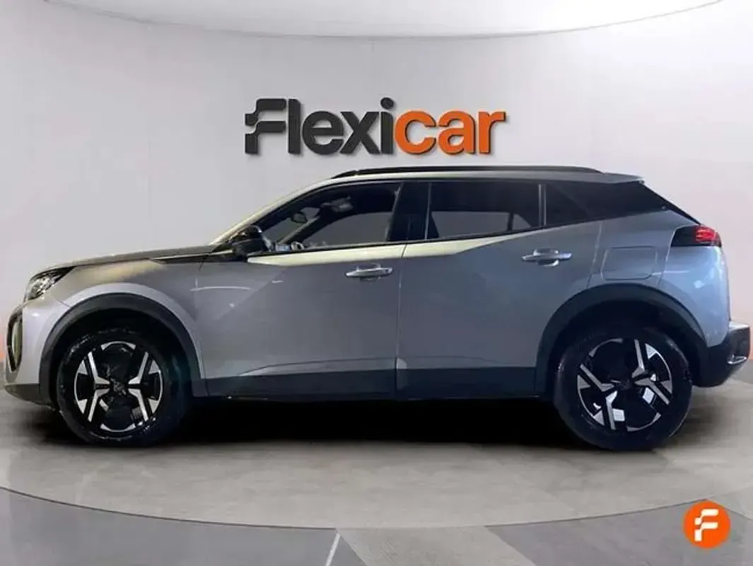 Usado Peugeot 2008 Allure 131 CV (96 kW) 2024 Gris SUV