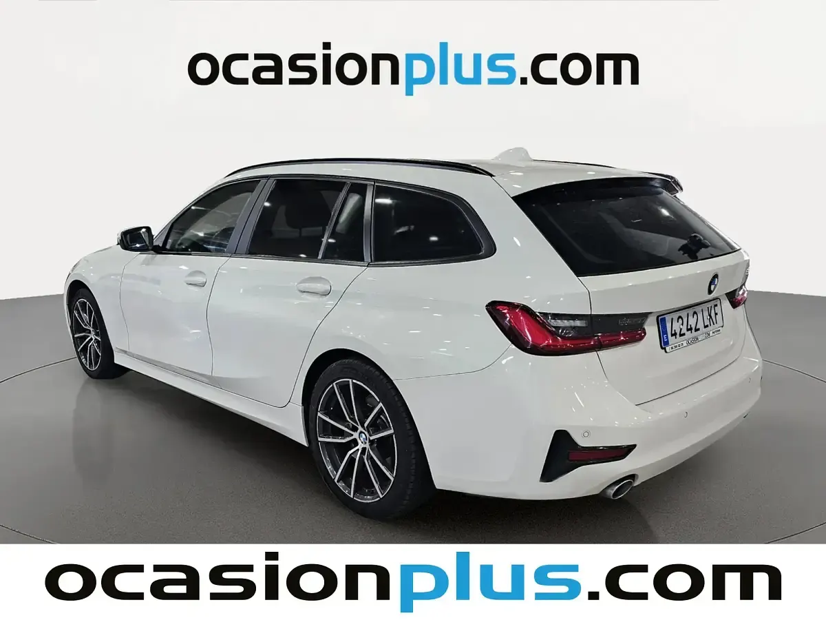 Używany BMW 318 150 KM (110 kW) 2020 Biały Kombi