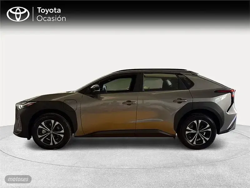 Usado Toyota bZ4X Advance 150 kW (204 CV) 2025 Gris SUV