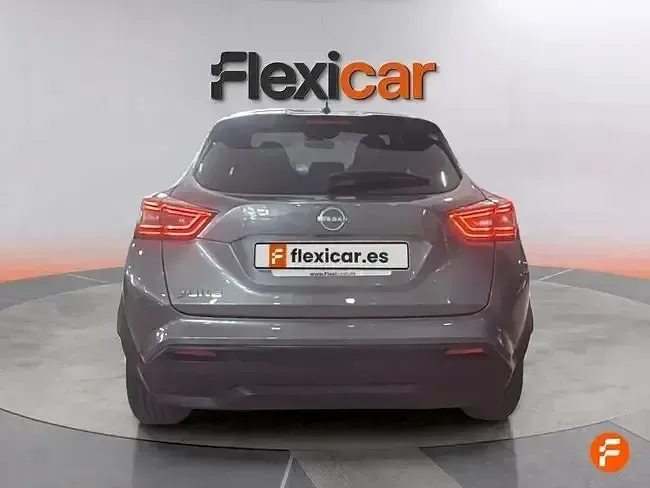 Usado Nissan Juke N-Connecta 114 CV (83 kW) 2024 Gris SUV