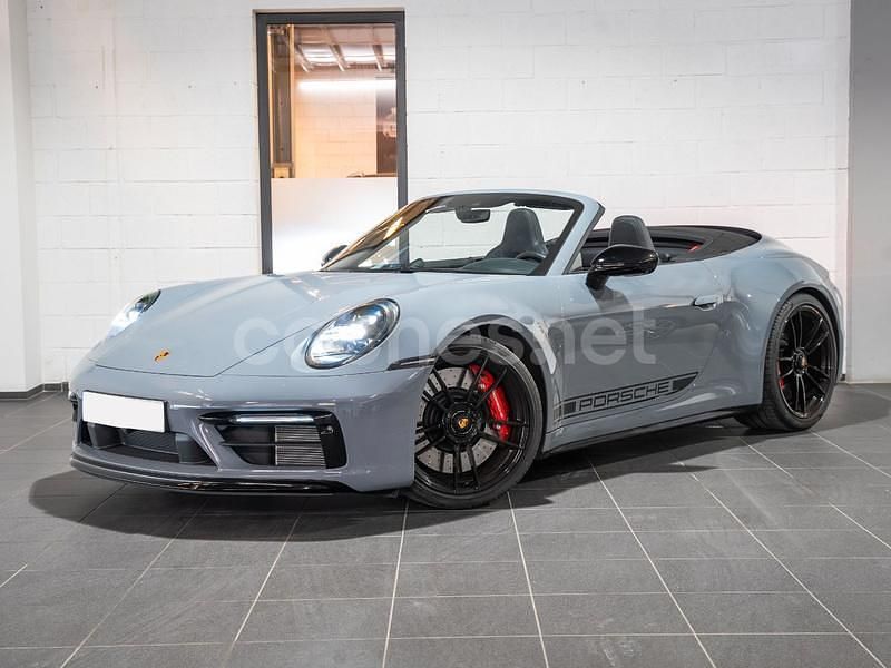Usado Porsche 911 Carrera 4 Cabriolet 480 CV (353 kW) 2024 Gris / plata Descapotable