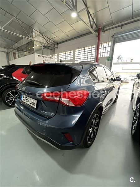 Usado Ford Focus Active 125 CV (91 kW) 2020 Azul Berlina