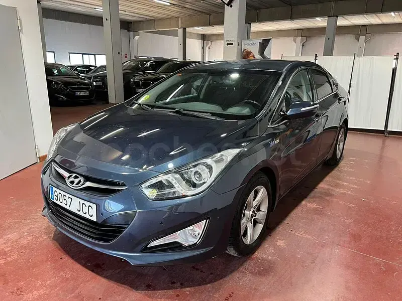 Usado Hyundai i40 Style 136 CV (100 kW) 2015 Azul Familiar