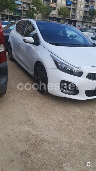 Usado Kia Ceed GT GT-Line 136 CV (100 kW) 2017 Blanco Berlina