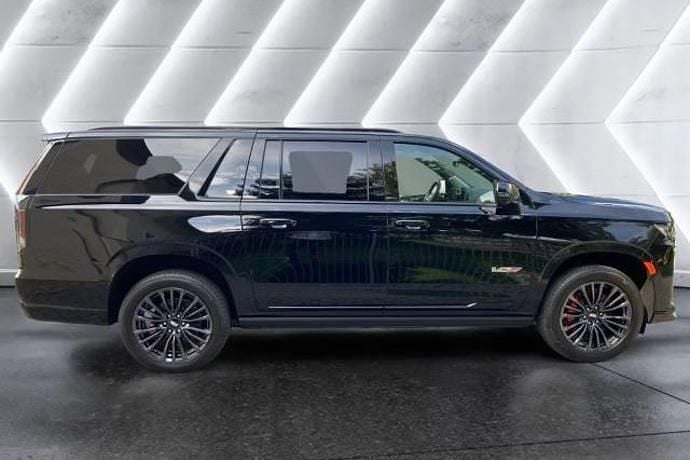 Usado Cadillac Escalade 689 CV (506 kW) 2023 Gris SUV