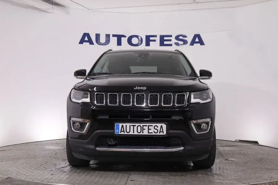 Usado Jeep Compass Limited 170 CV (125 kW) 2017 Negro SUV