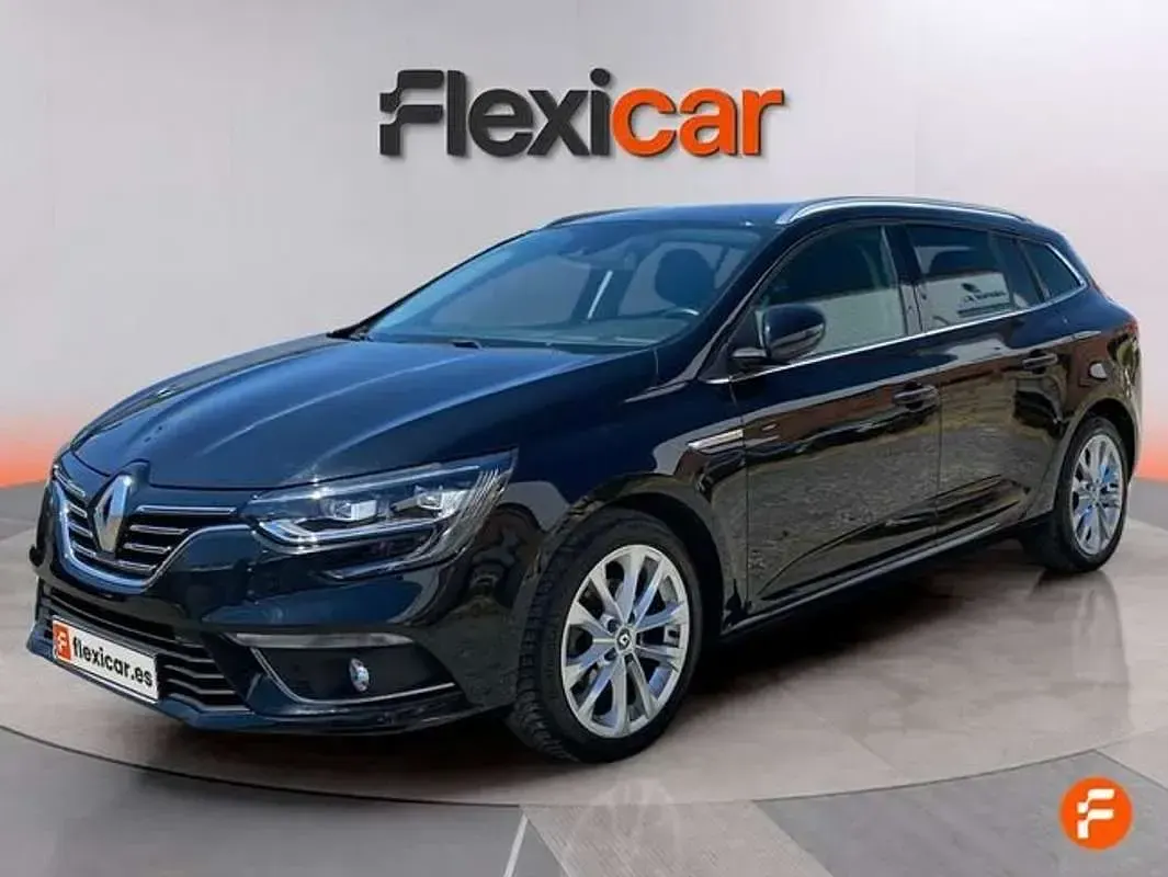 Usado Renault Mégane GrandTour Intens 140 CV (102 kW) 2020 Negro Familiar