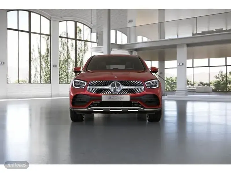 Usado Mercedes GLC300 244 CV (179 kW) 2022 Rojo SUV