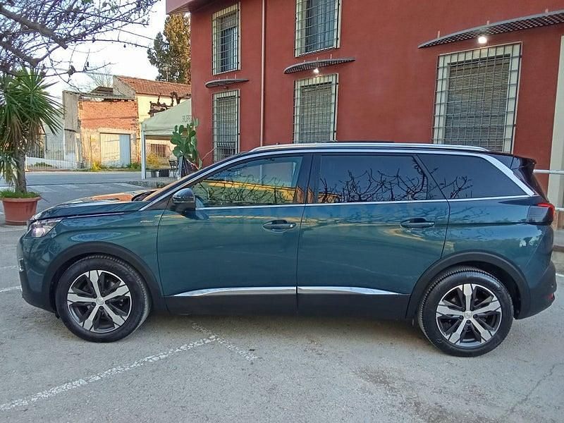 Usado Peugeot 5008 GT-line 165 CV (121 kW) 2018 Azul SUV