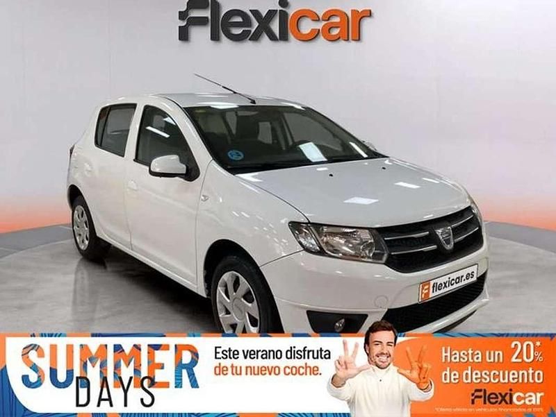 Blanco Usado 2016 Dacia Sandero Lauréate Utilitario | 7990 € (Precio justo) - Imagen 1/4