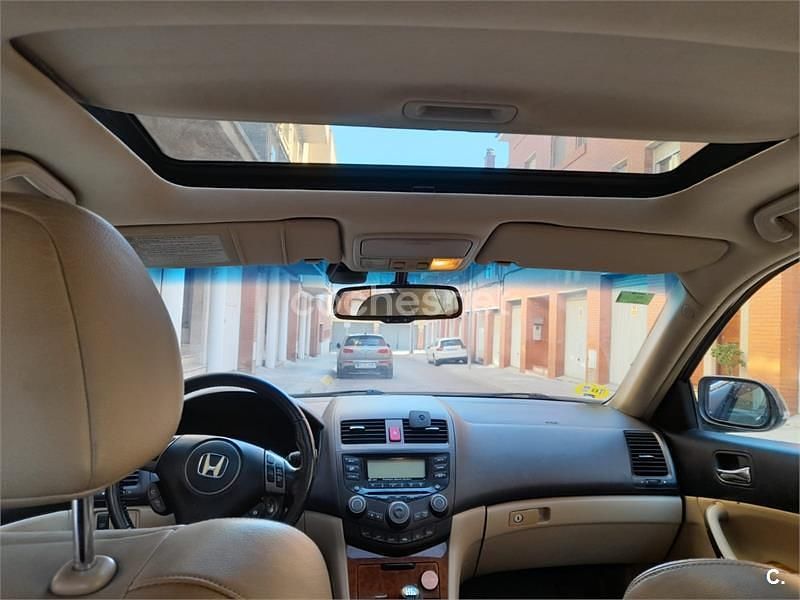 Marrón Usado 2007 Honda Accord Executive Berlina | 4600 € (Buen precio) - Imagen 1/4