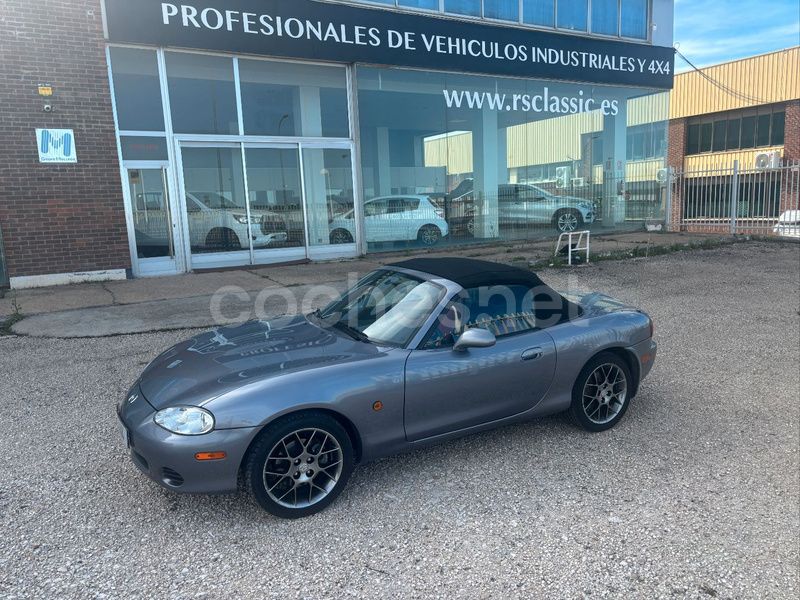 Gris / plata Usado 2004 Mazda MX5 Active Descapotable | 9000 € (Precio justo) - Imagen 1/4