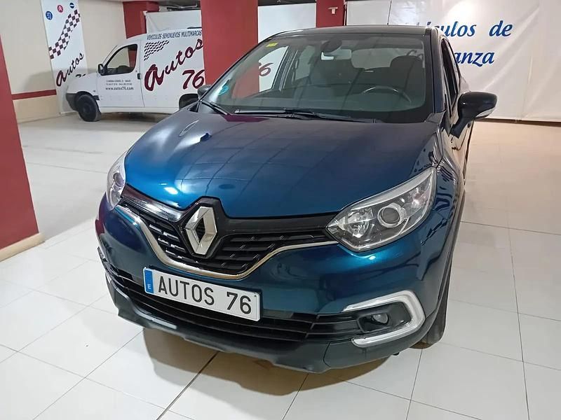 Usado Renault Captur Zen 90 HP (66 kW) 2019 Azul SUV