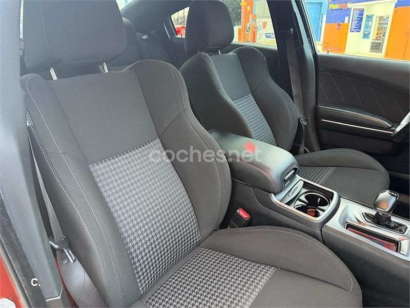 Usado Dodge Charger 485 CV (356 kW) 2023 Naranja Berlina