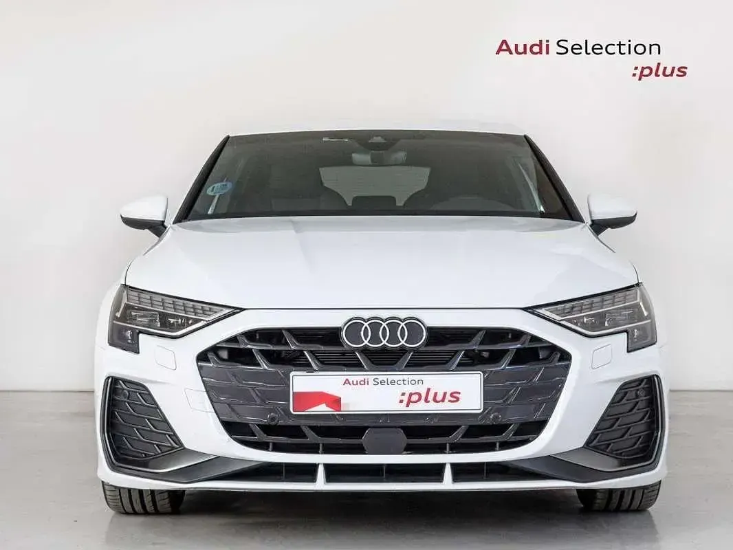 Usado Audi A3 Sportback S-Line 150 CV (110 kW) 2025 Blanco Utilitario