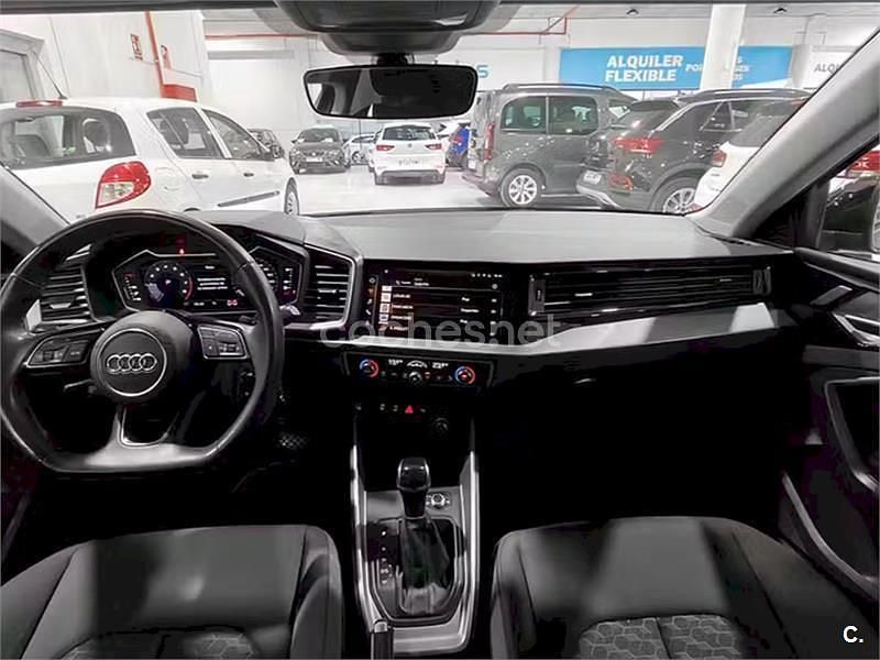Usado Audi A1 Sportback S-Line 110 CV (80 kW) 2021 Gris / plata Utilitario