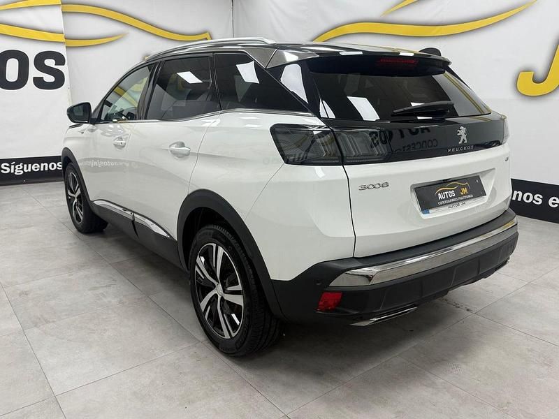 Usado Peugeot 3008 GT 130 CV (95 kW) 2021 Blanco SUV