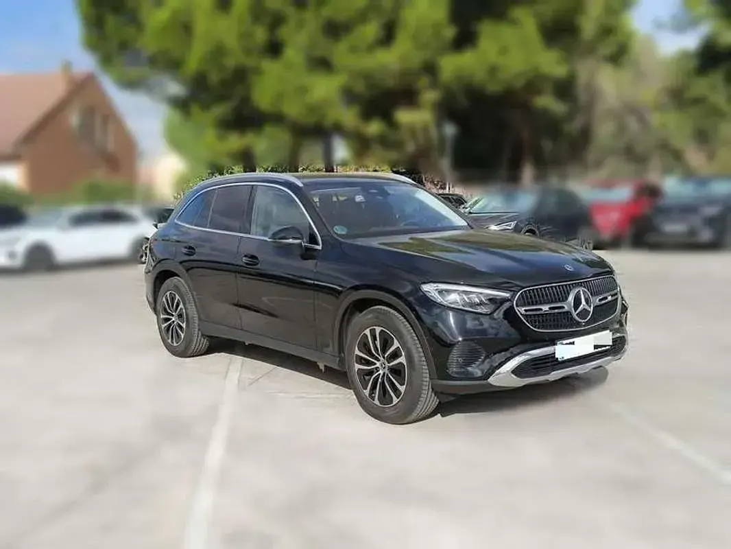 Usado Mercedes GLC220 AMG 197 CV (144 kW) 2023 Negro SUV
