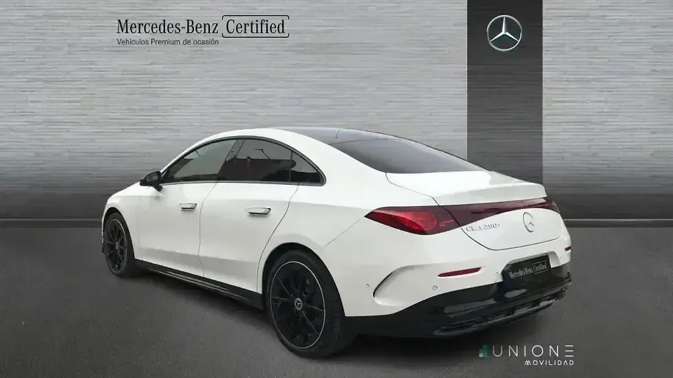 Usado Mercedes CLA 250+ 200 kW (272 CV) 2025 Blanco Berlina