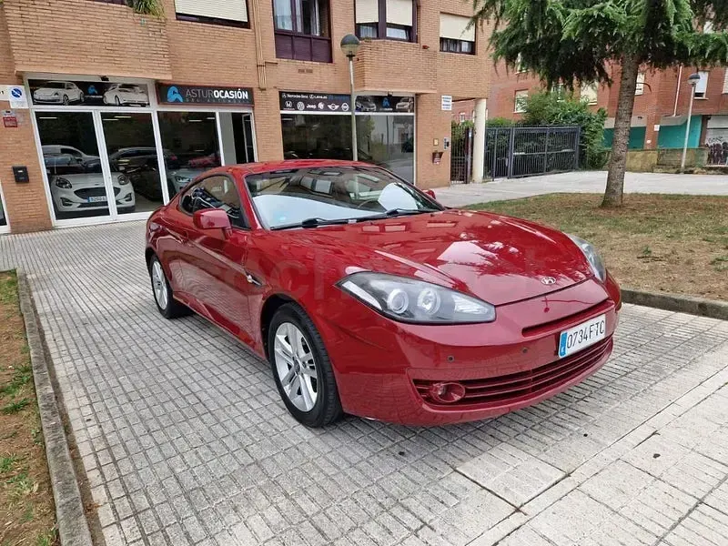 Usado Hyundai Coupé 105 CV (77 kW) 2007 Granate Coupe