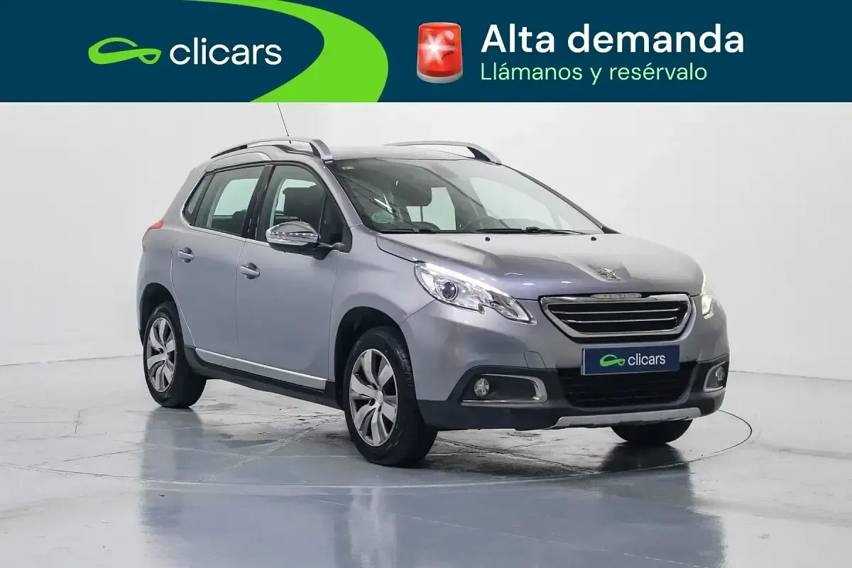 Usado Peugeot 2008 Allure 110 CV (80 kW) 2016 Gris SUV