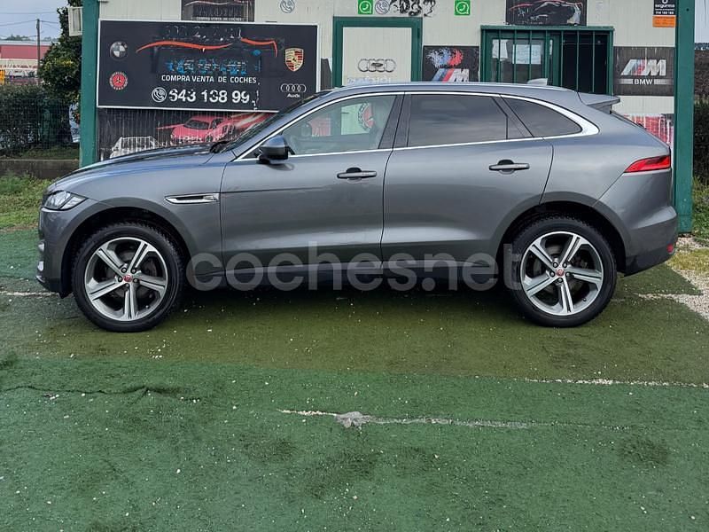 Usado Jaguar F-Pace Prestige 180 CV (132 kW) 2017 Gris / plata SUV