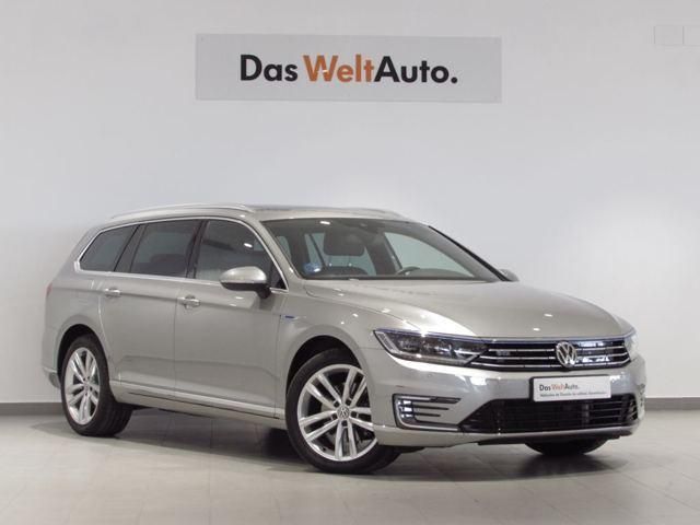 420dc313-6392-4334-919d-280cef8c7984_vw-passat-variant-gte-1-4-tsi.jpg