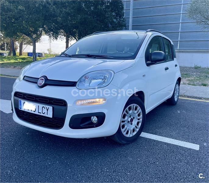 Usado Fiat Panda Pop 69 CV (50 kW) 2016 Blanco Utilitario